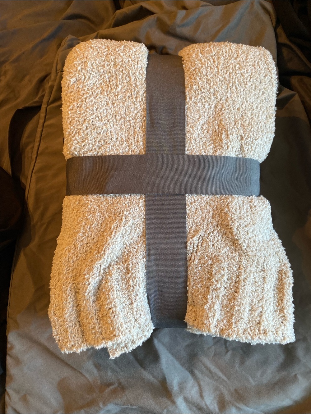 Plush Beige Sherpa Throw Blanket - Cozy Home Bedding - Picture 2 of 2